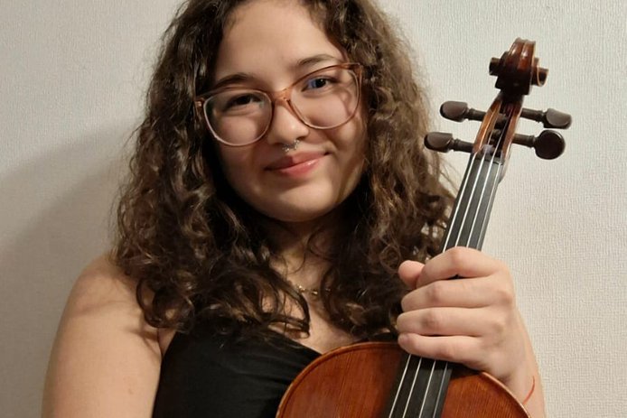 Martina Medel - Viola