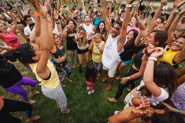  PHOTO-2021-12-12-20-50-59 2.jpg