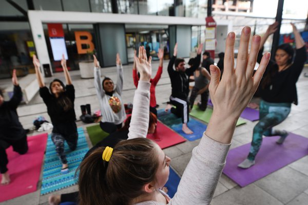  VIVO YOGA SABADO 21 .jpg