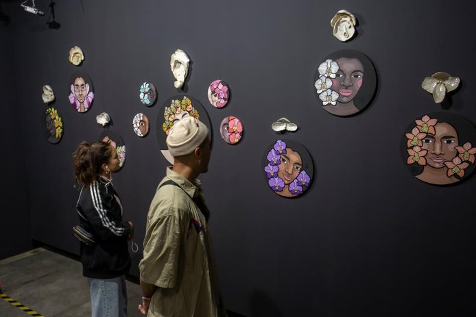 © Lira Arte Público