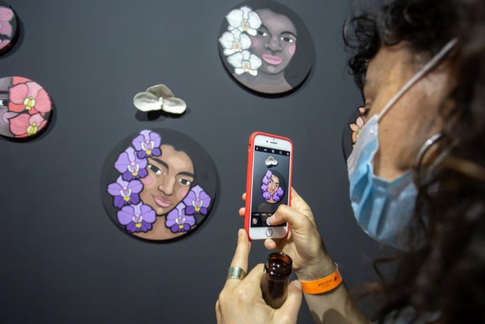 © Lira Arte Público