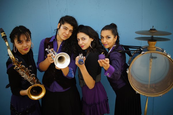 las inquietas (3).JPG las inquietas (3).JPG