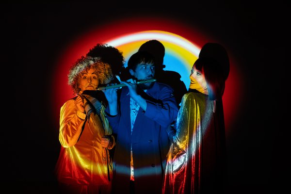  las islas también duermen.jpg